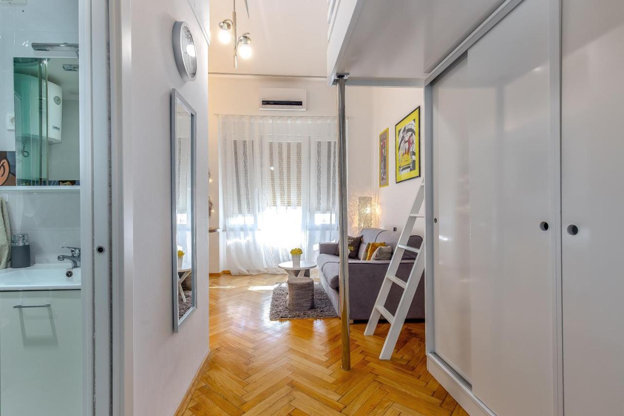 Studio Apartman Piramida Apartment Rijeka Luaran gambar